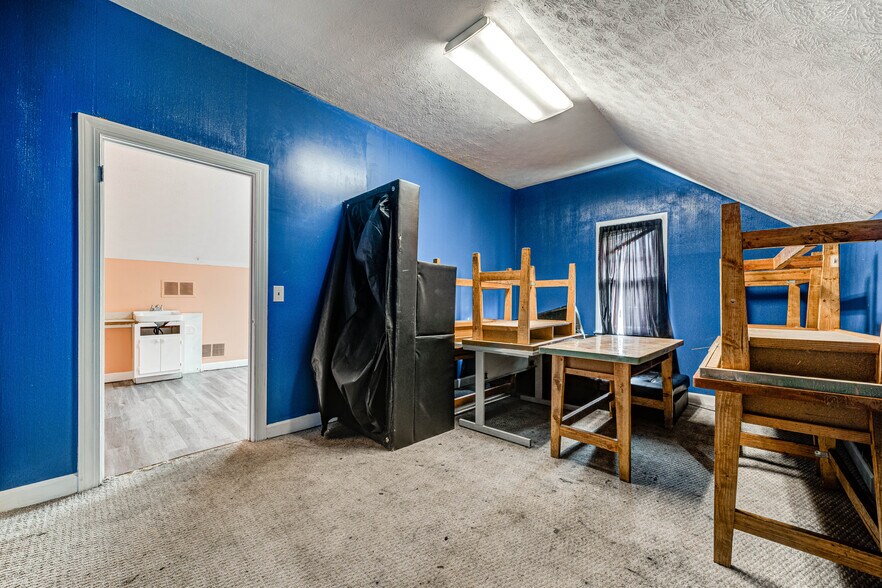 More Photos Of 2893 Mountain Industrial Blvd, Tucker Office For Sale