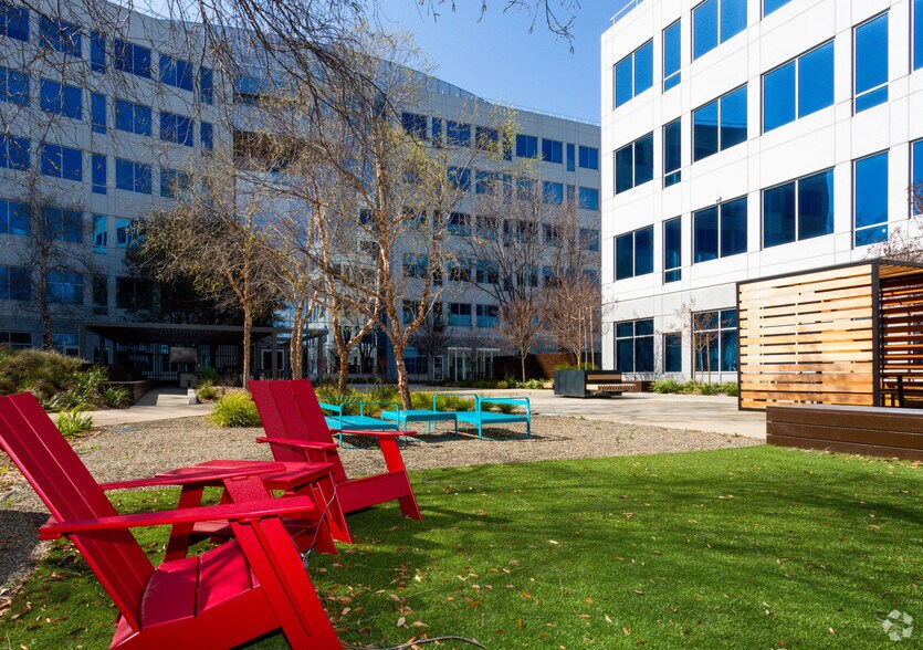 More Photos Of 1 Park Pl, Dublin Office For Lease