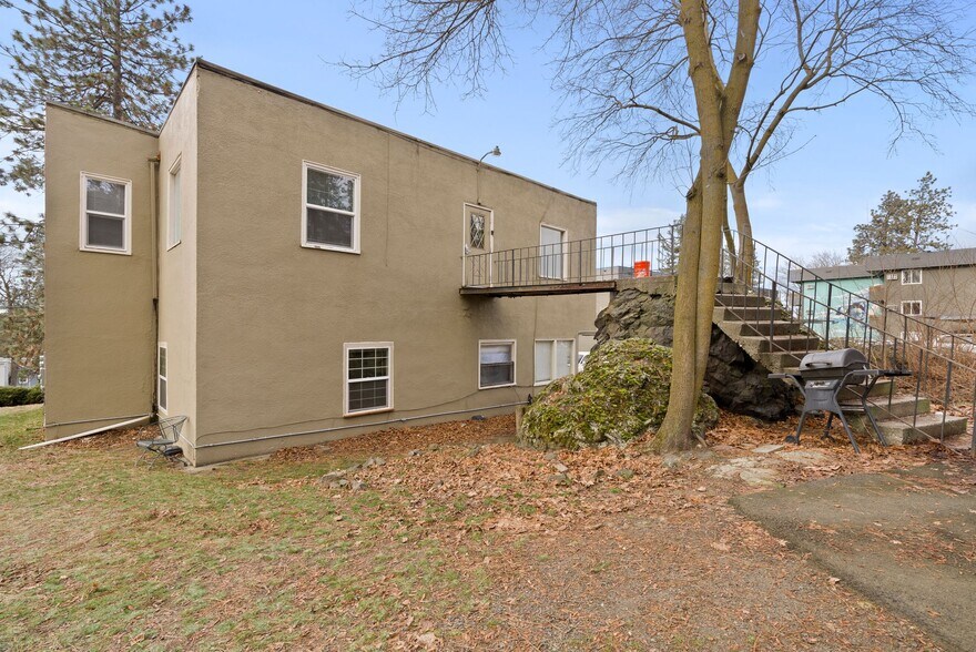 More Photos Of 901 S Lincoln St, Spokane Multifamily For Sale