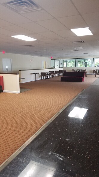 More Photos Of 201 Smoke Tree Plaza Dr, North Aurora Hotel For Lease