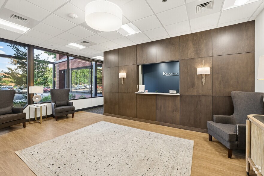 More Photos Of 111 Westwood Pl, Brentwood Office For Lease