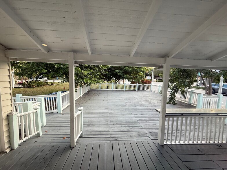 More Photos Of 85 SE 6th Ave, Delray Beach Restaurant For Lease