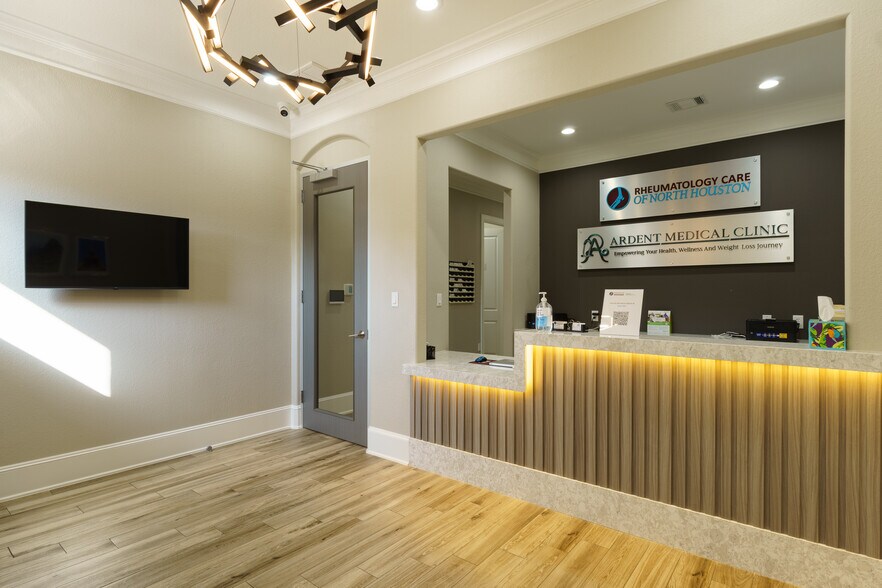 More Photos Of 17844 Mound Rd, Cypress Medical For Sale