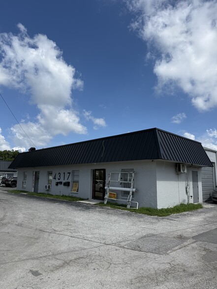 More Photos Of 4317 62nd Ave N, Pinellas Park Warehouse For Lease