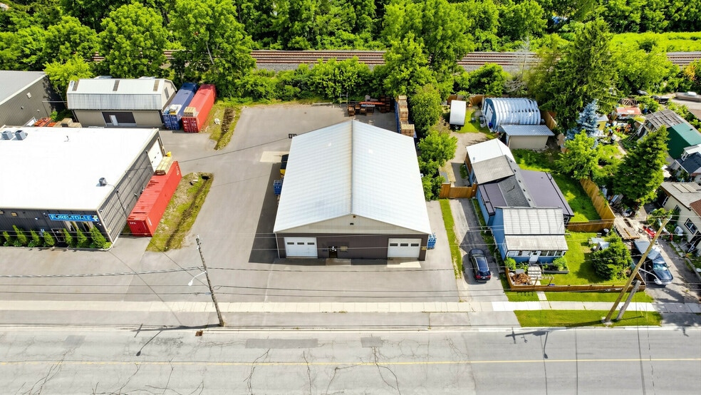 More Photos Of 116 Main St, Woodstock Industrial For Sale