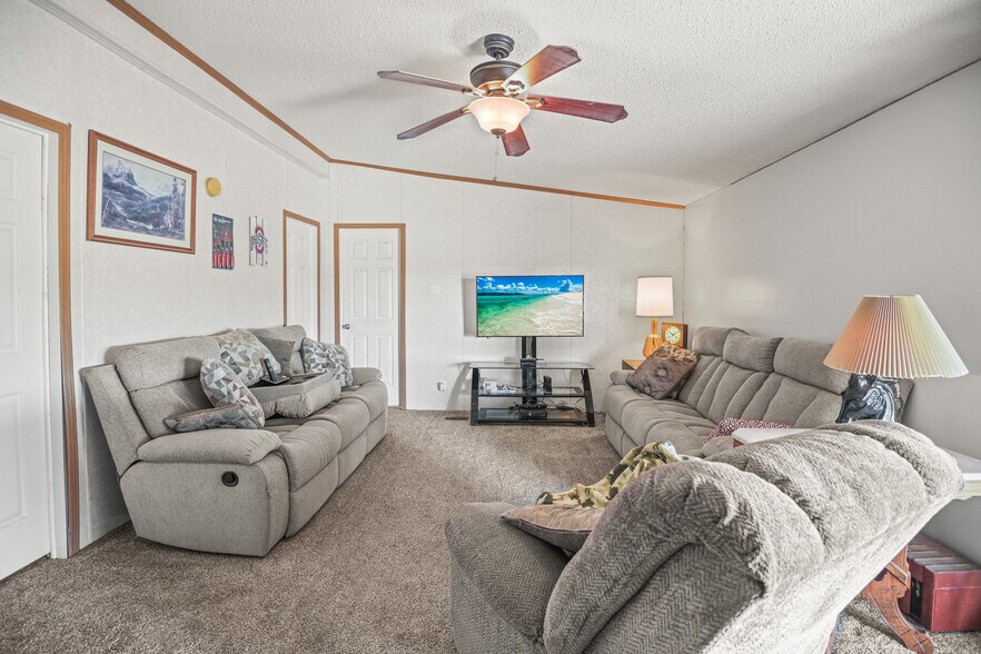 More Photos Of 33440 Highway 94, Yoder Apartments For Sale