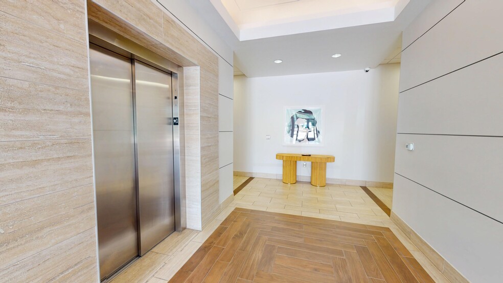 More Photos Of 5920 William Cannon Dr, Austin Medical For Lease