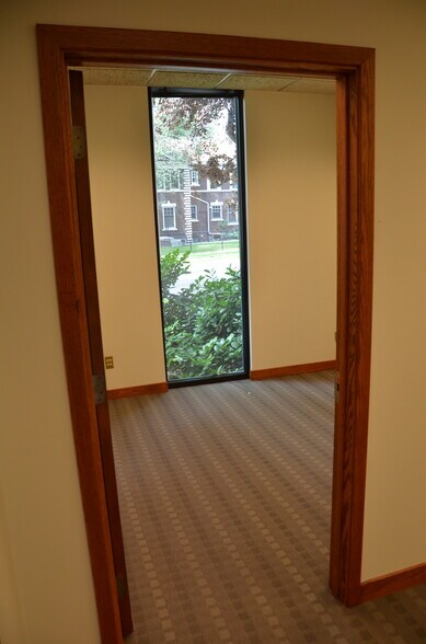 More Photos Of 699 E South Temple, Salt Lake City Medical For Lease