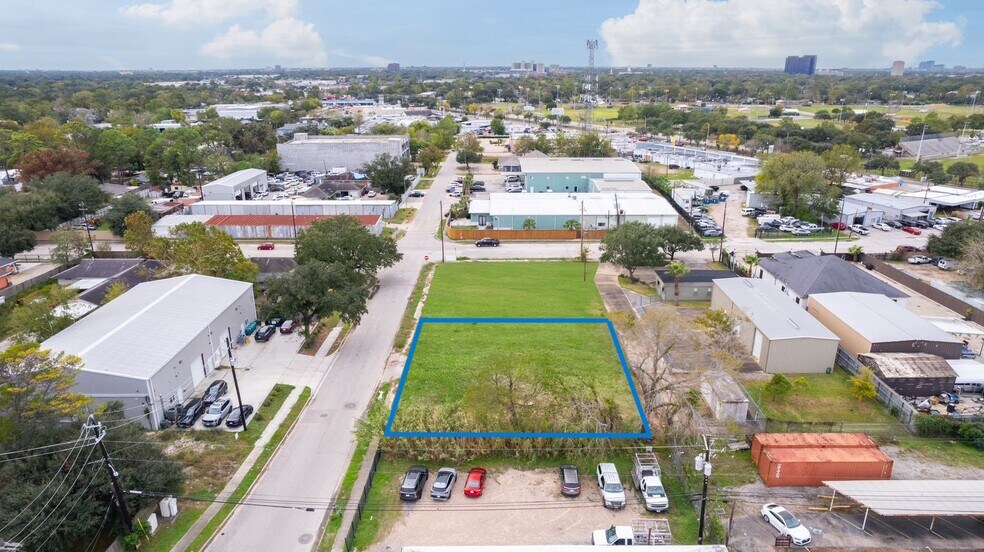 More Photos Of 8021 Dunlap St, Houston Land For Sale