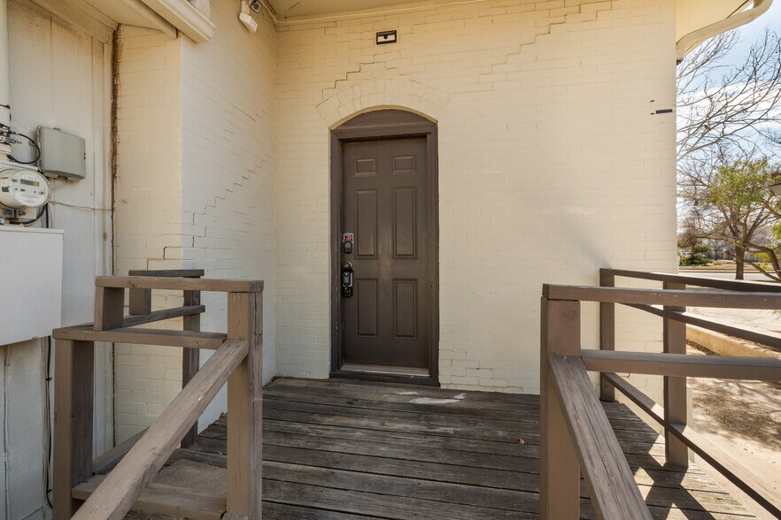 More Photos Of 2410 9th St, Wichita Falls Medical For Sale