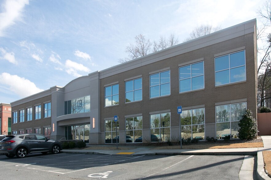 More Photos Of 6065 Barfield Rd NE, Atlanta Office For Lease