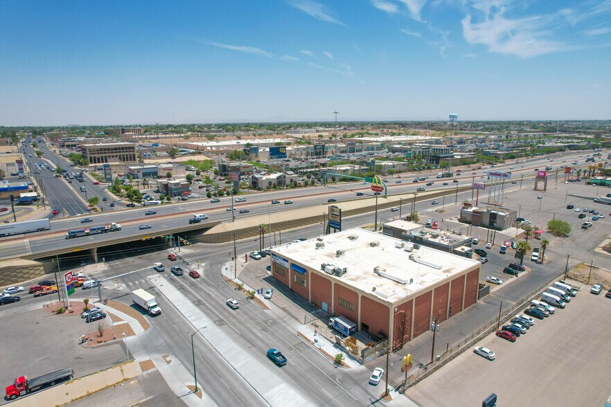 More Photos Of 7100 E Gateway Blvd, El Paso General Retail For Lease