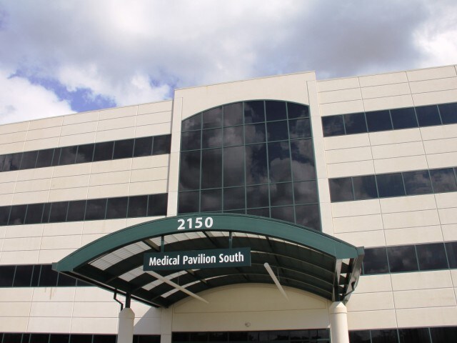 More Photos Of 2150 Gettler St, Dyer Medical For Lease