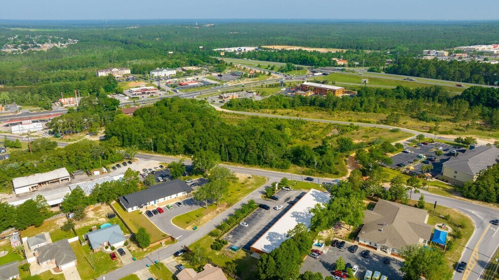 More Photos Of 128 John King Rd, Crestview Storefront For Sale