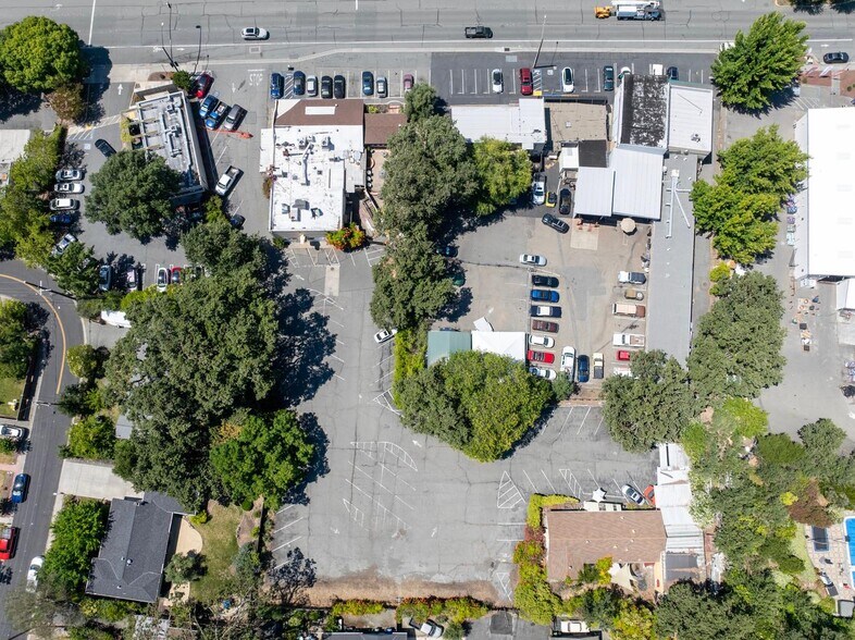 More Photos Of 3341 Mt Diablo Blvd, Lafayette Apartments For Sale