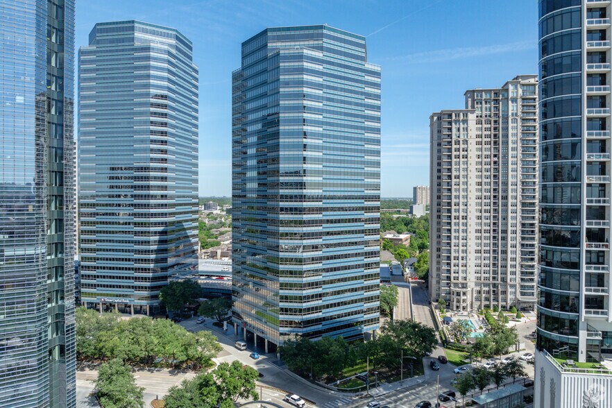 Primary Photo Of 1300 Post Oak Blvd, Houston Office For Lease