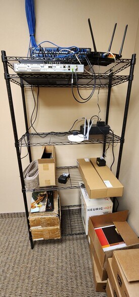 More Photos Of 860 35th Ave E, Dickinson Warehouse For Sale