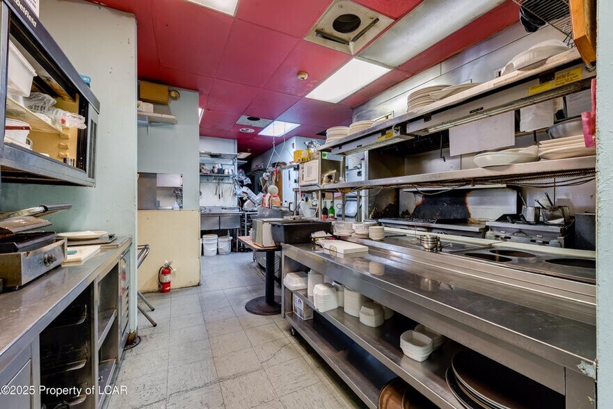 More Photos Of 1190 Sans Souci Pky, Hanover Township Restaurant For Sale