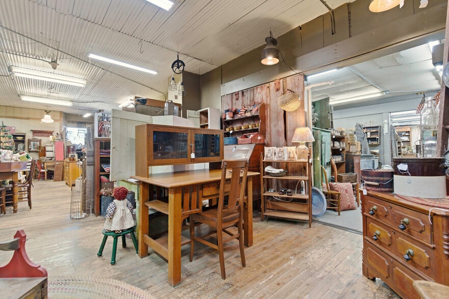 More Photos Of 409 Main St, Greenwood General Retail For Sale