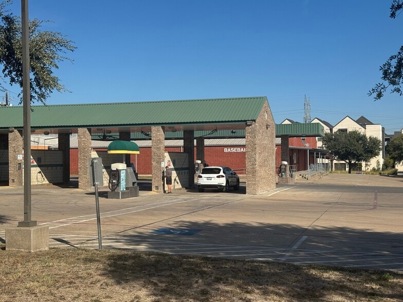 More Photos Of 1801 E Spring Creek Pky, Plano Carwash For Sale