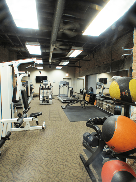 More Photos Of 1727 S Indiana Ave, Chicago Apartments For Lease