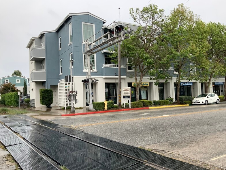More Photos Of 1066 41st Ave, Capitola Apartments For Sale