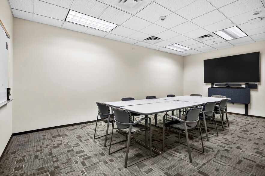 More Photos Of 725 Broadway, Albany Office For Lease