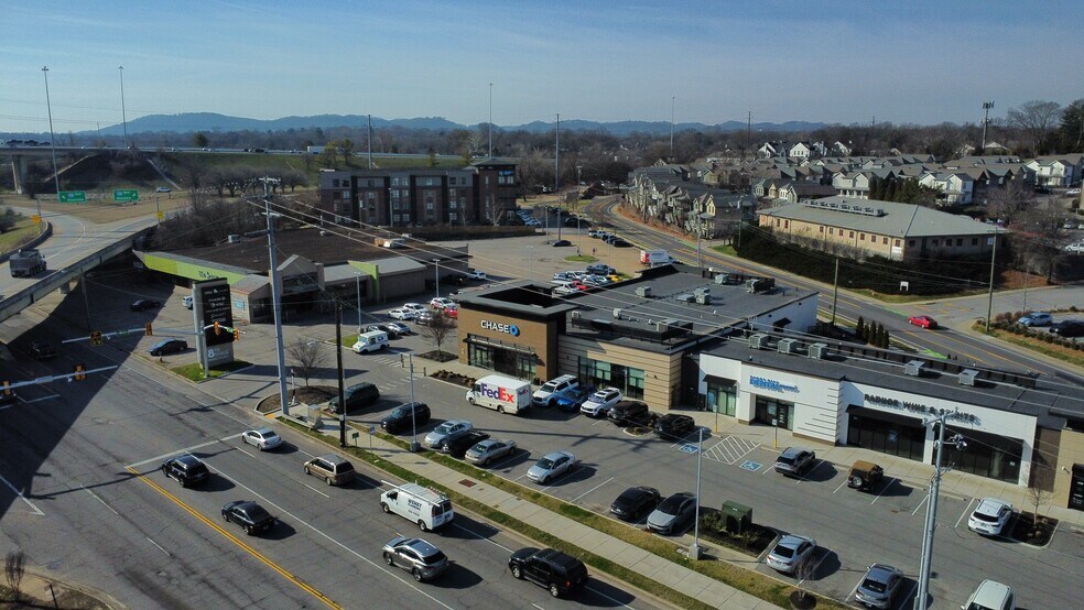 More Photos Of 2711-2721 Franklin Pike, Nashville Freestanding For Lease