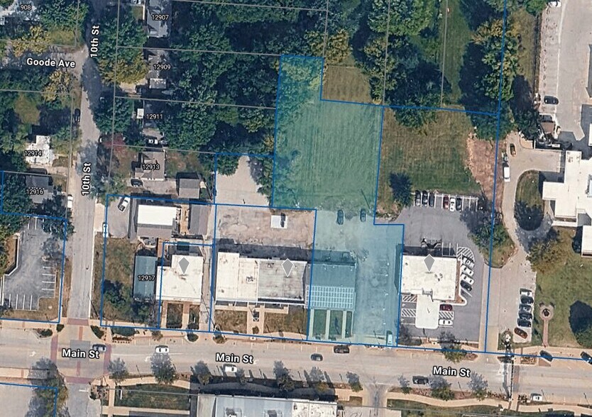 More Photos Of 1020 Main St, Grandview Office For Sale