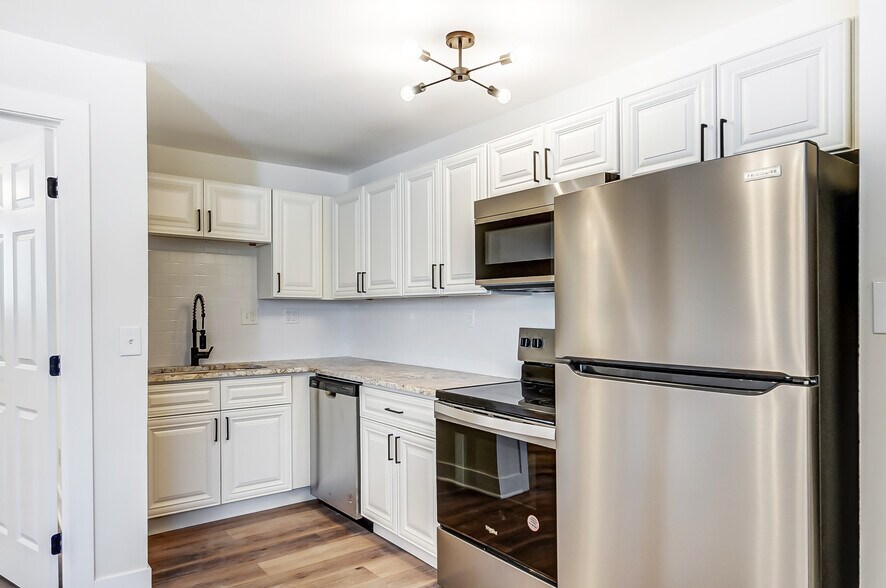 More Photos Of 477 E Columbus St, Columbus Apartments For Sale