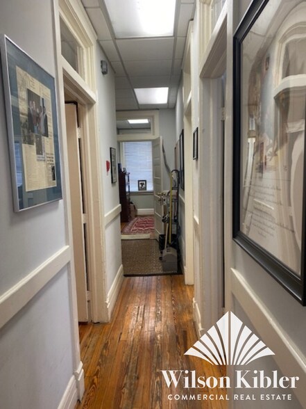 More Photos Of 1116 Blanding St, Columbia Office Residential For Sale