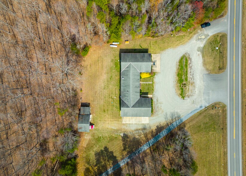 More Photos Of 1667 Cartersville Rd, Cartersville Flex For Sale