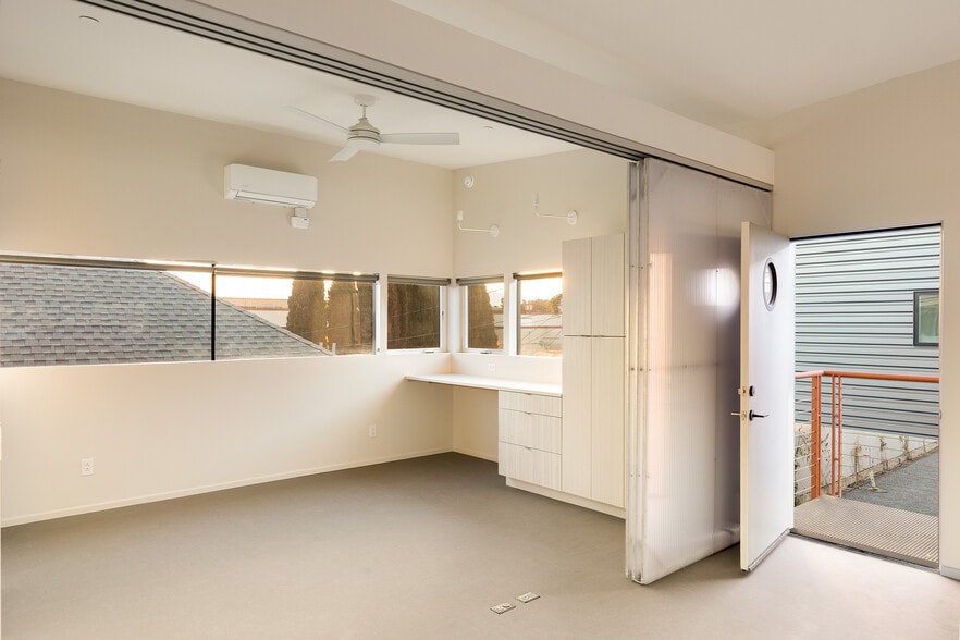 More Photos Of 161 N Garden St, Ventura Apartments For Sale