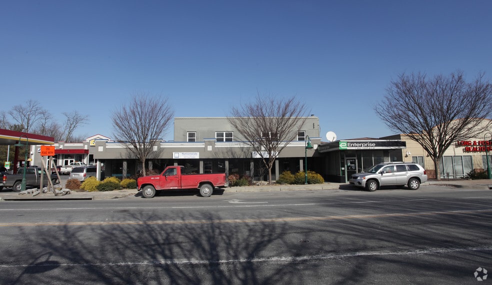 More Photos Of 9859-9867 Main St, Damascus Storefront Retail Office For Sale