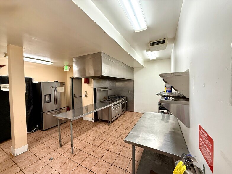 More Photos Of 2929 Washington Blvd, Marina del Rey Loft Creative Space For Lease