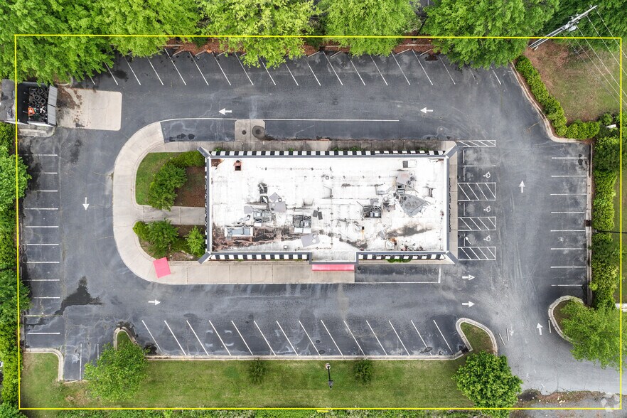 More Photos Of 4684 N Patterson Ave, Winston-Salem Restaurant For Sale