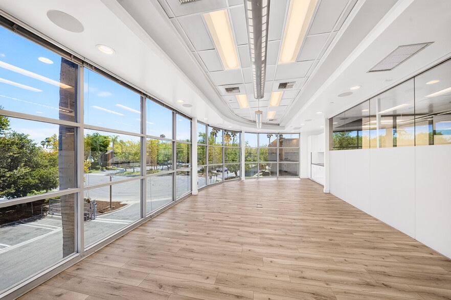 More Photos Of 18071 Fitch, Irvine Showroom For Sale