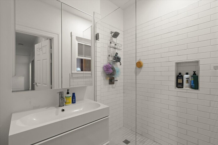 More Photos Of 414-416 Bryant St, San Francisco Apartments For Sale