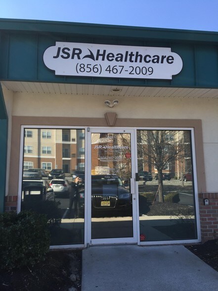 More Photos Of 204 Grove Ave, Thorofare Bank For Lease