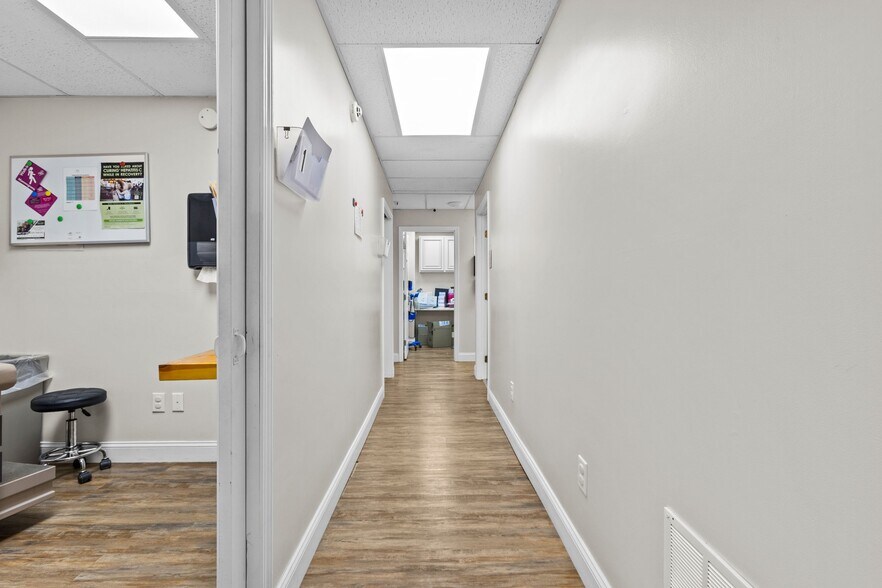 More Photos Of 101 N Main St, Stanton Healthcare For Sale