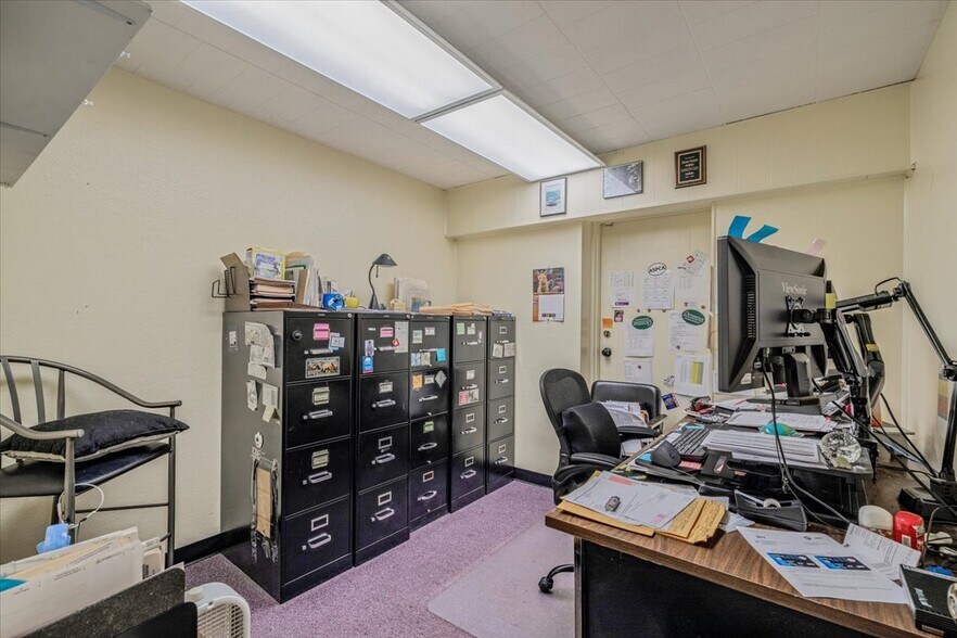 More Photos Of 723 Braddock Ave, Braddock Office For Sale