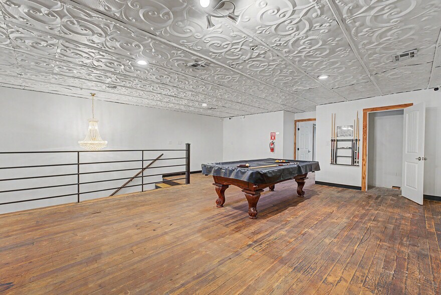 More Photos Of 109 Main St SE, Gravette Office For Sale