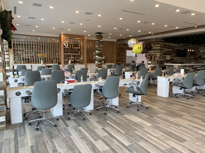 More Photos Of 5740 Broadway, Bronx Storefront For Lease