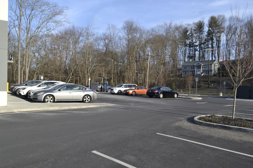 More Photos Of 3605 US-202 (Crompond Rd.), Cortlandt Manor Storefront Retail Office For Lease