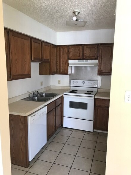 More Photos Of 612 Rue Saint Martin, Hammond Apartments For Sale