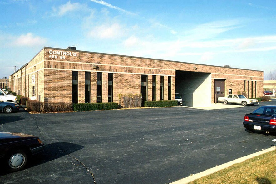 More Photos Of 13520-13538 Kenton Ave, Crestwood Unknown For Lease