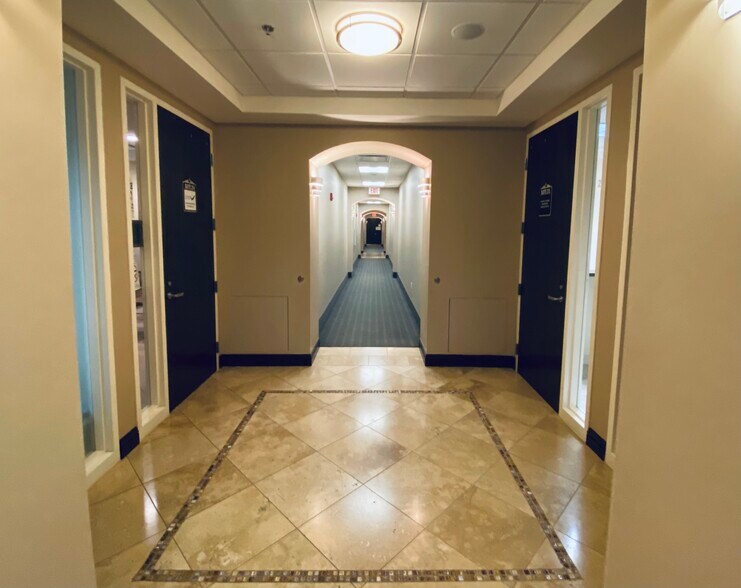 More Photos Of 6735 Conroy Windermere Rd, Orlando Medical For Lease