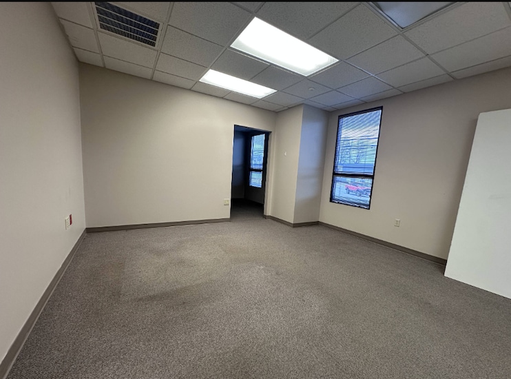 More Photos Of 2400 S Main St, Corbin Flex For Sale