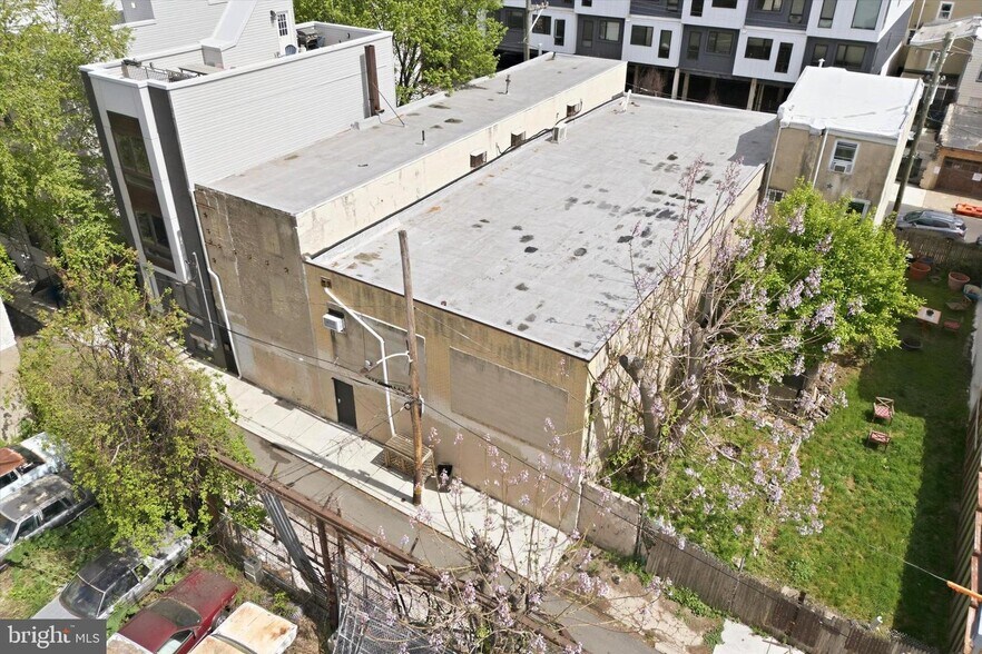 More Photos Of 2124-2132 E Arizona St, Philadelphia Warehouse For Sale