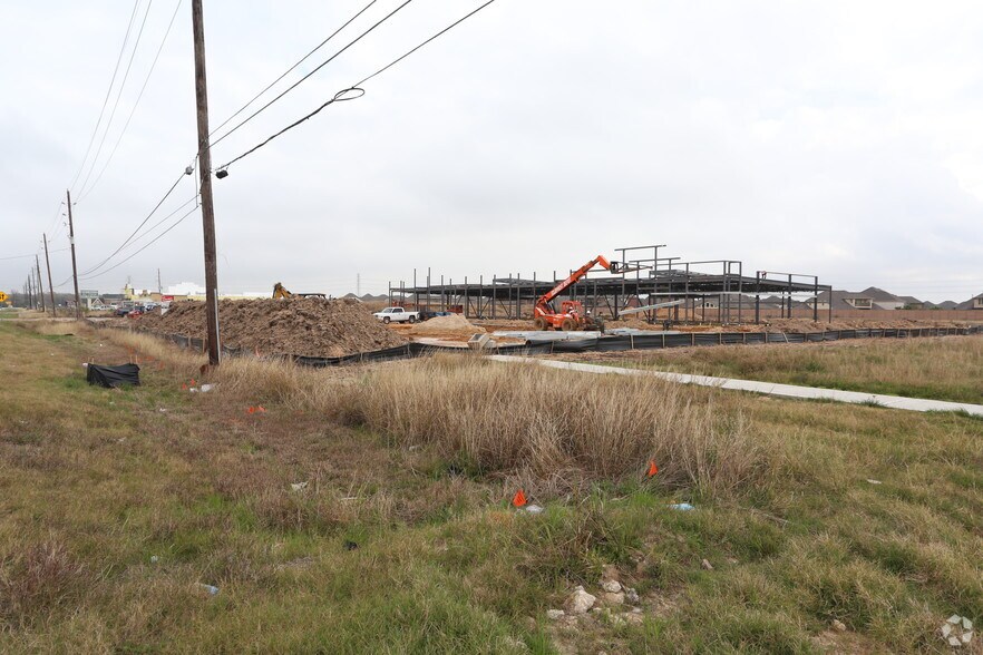 More Photos Of 1437 FM 1463 Rd, Katy Freestanding For Lease